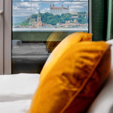 Sky Park 1 - Luxurious #Instaworthy Apartment In Downtown City Center With Included Parking, Best Address In Town Bratislava Bagian luar foto