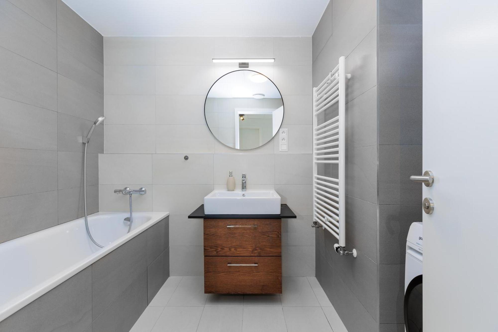 Sky Park 1 - Luxurious #Instaworthy Apartment In Downtown City Center With Included Parking, Best Address In Town Bratislava Bagian luar foto