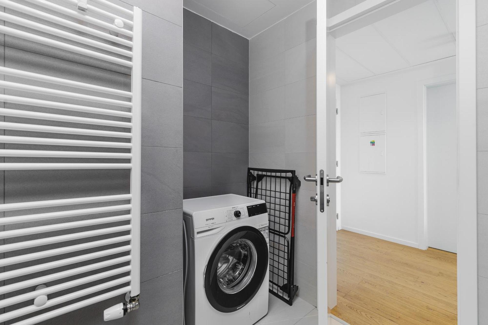 Sky Park 1 - Luxurious #Instaworthy Apartment In Downtown City Center With Included Parking, Best Address In Town Bratislava Bagian luar foto